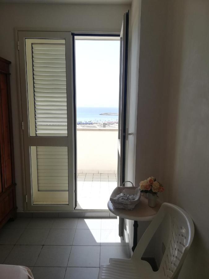 Sicilia Mare Hotel Porto Palo Bagian luar foto